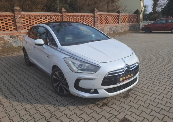 Citroen DS5 cena 44900 przebieg: 163027, rok produkcji 2013 z Sławno małe 232